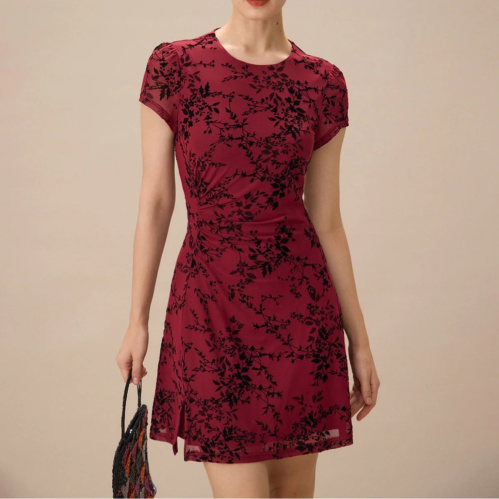 Rihoas Red Floral Boat Neck Mini Dress